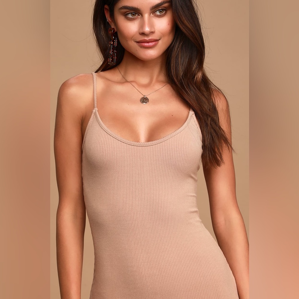 NWT Lulu’s Tan Ribbed Bodycon Mini Dress Adjustable Spaghetti Straps - M - Picture 2 of 5
